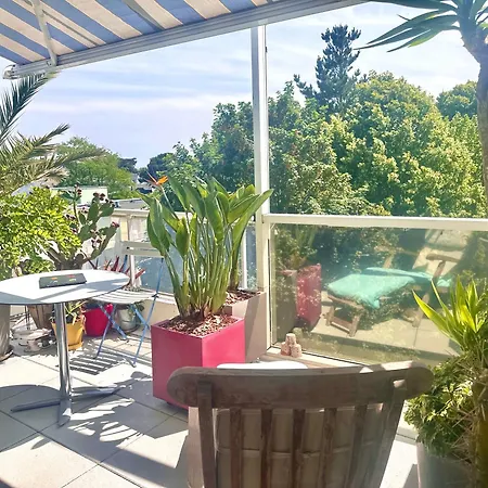 Apartamento 7appt, Terrasse ,vélo , Plages&port à Proximité , Idéalement Bien Situé, Dernier étage