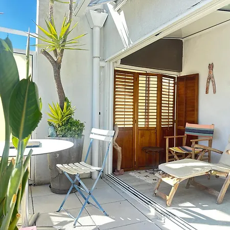 7appt, Terrasse ,vélo , Plages&port à Proximité , Idéalement Bien Situé, Dernier étage Apartamento