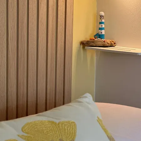 Appartement 7appt, Terrasse ,vélo , Plages&port à Proximité , Idéalement Bien Situé, Dernier étage