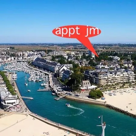 7appt, Terrasse ,vélo , Plages&port à Proximité , Idéalement Bien Situé, Dernier étage Appartement *