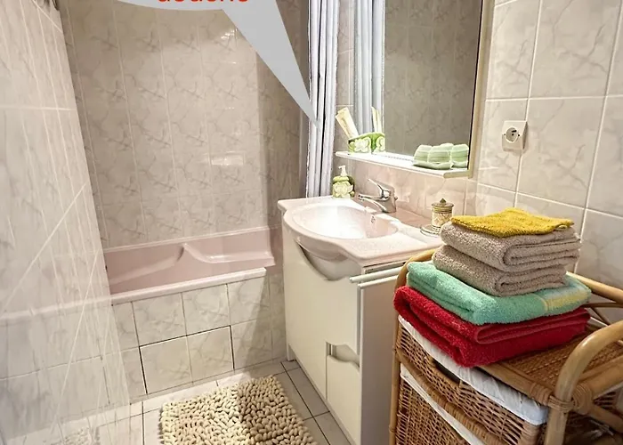 Appt, Terrasse ,velo , Plages & Port A Proximite , Idealement Bien Situe, Dernier Etage * Ла-Боль-Эскублак